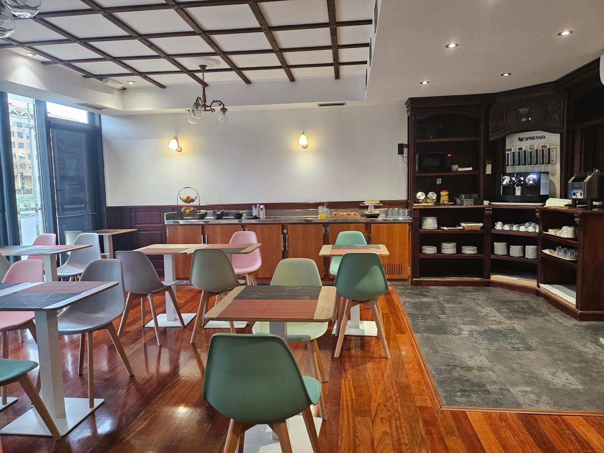 Duque de Wellington Hotel Vitoria-Gasteiz Buitenkant foto